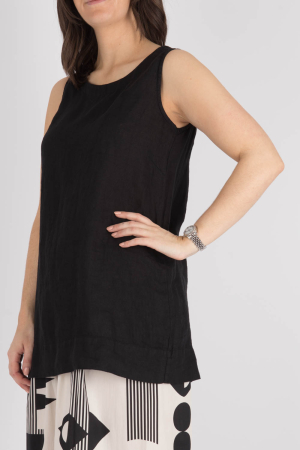 bb100076 - By Basics Linen Tunic @ Walkers.Style buy women's clothes online or at our Norwich shop.