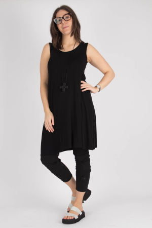 bb100085 - By Basics Wide Vest @ Walkers.Style buy women's clothes online or at our Norwich shop.