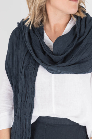cc100281 - Couleur Chanvre Scarf @ Walkers.Style buy women's clothes online or at our Norwich shop.