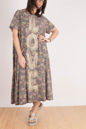 mp105260 - Magnolia Pearl Floral Circus Love T Dress @ Walkers.Style buy women's clothes online or at our Norwich shop.