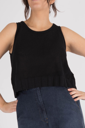 lb240266 - Lurdes Bergada Knitted Top @ Walkers.Style buy women's clothes online or at our Norwich shop.