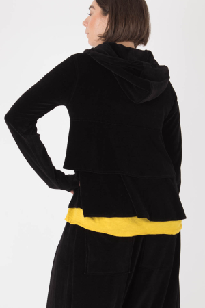 pl245002 - PLU No Cardigan @ Walkers.Style buy women's clothes online or at our Norwich shop.